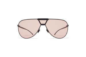 mykita-mylon-sun-pepper-mh1-black-pitch-black-nude-solid-shield-1508468_p-2WnacTUxSdNMQ5